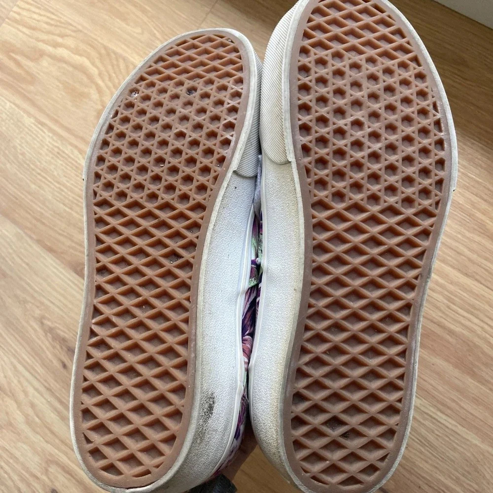Vans tropical shoes Size 9.5 Classic Lace Up Hibiscus Palm Leaves Purple Pink - Picture 6 of 11